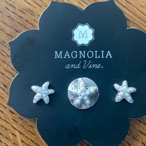 Magnolia and Vine snaps